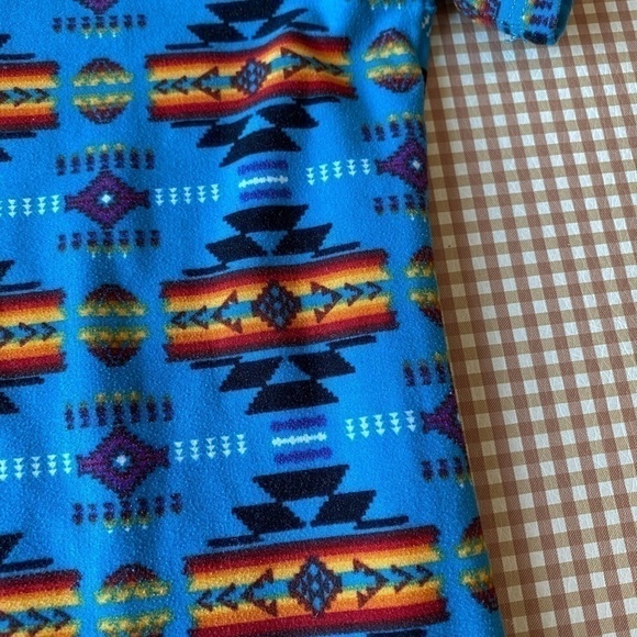 Tribal print stretchy onesie. Size 18 Months - Picture 4 of 13